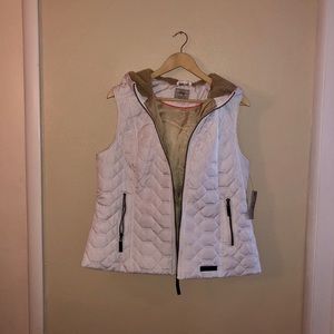 NWT G.H. Bass & Co. Vest
